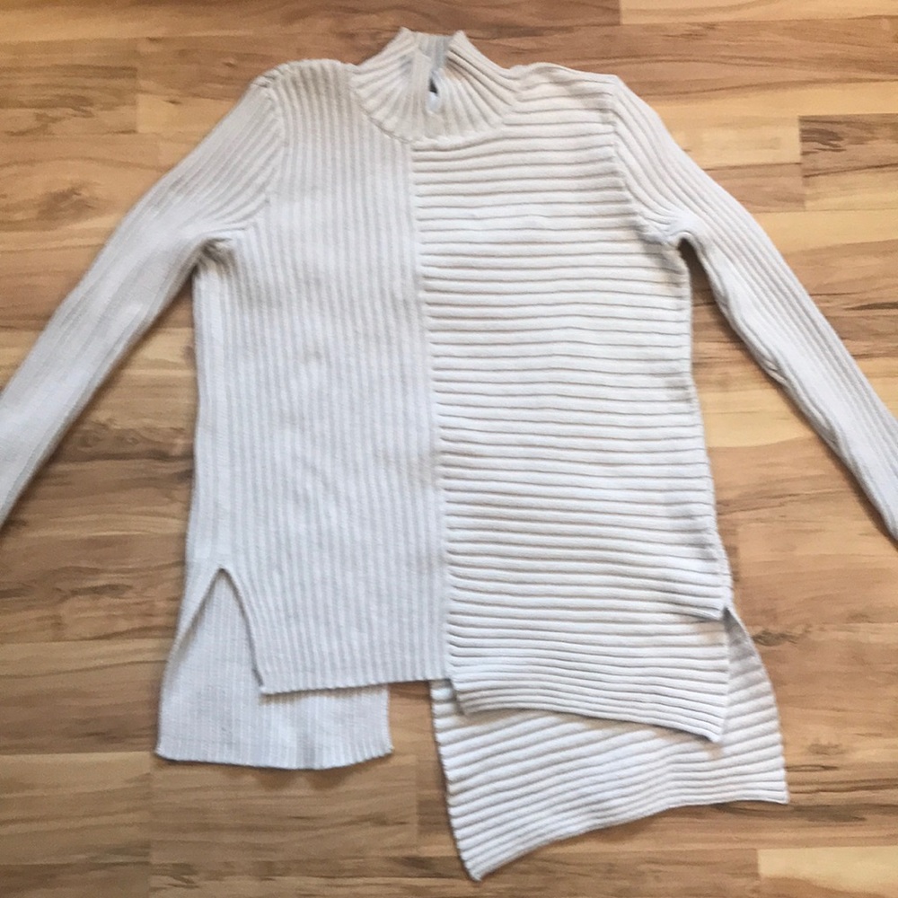 Cabi D-Ring Pullover